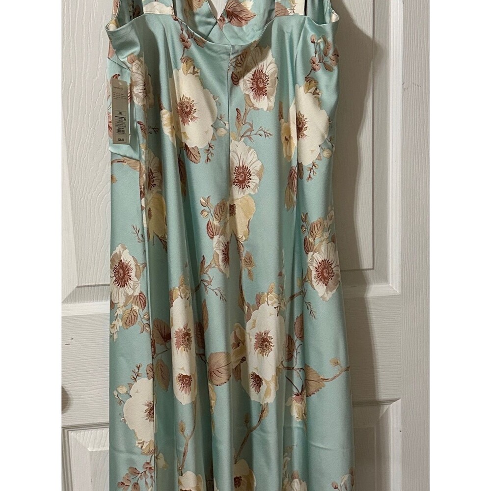 Floral Mint Green Maxi Dress with Cream Blooms